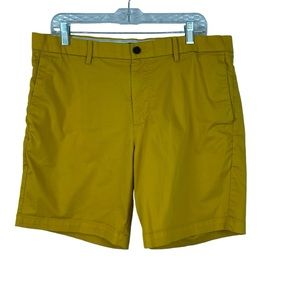 🥑5/$25 Banana Republic Men 9" Core Temp Short  Mad About Mango (Yellow) sz 36